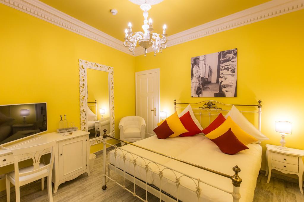 Grande Albergo Giancarlo Weimar  Room photo