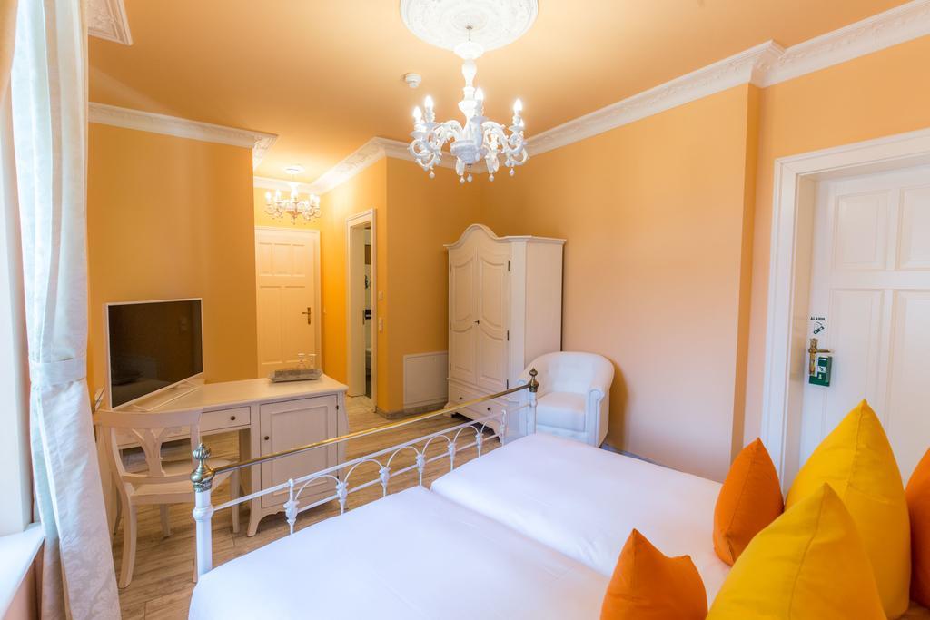 Grande Albergo Giancarlo Weimar  Room photo