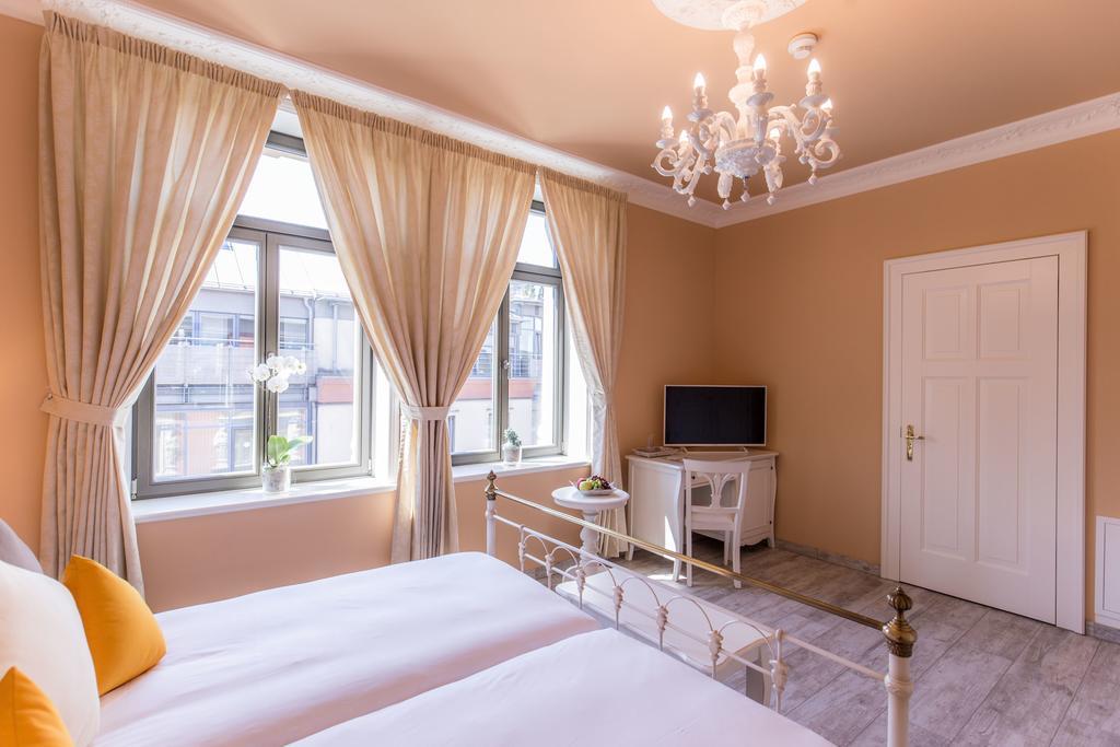 Grande Albergo Giancarlo Weimar  Room photo