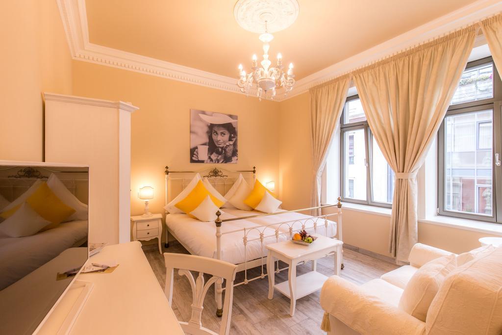 Grande Albergo Giancarlo Weimar  Room photo